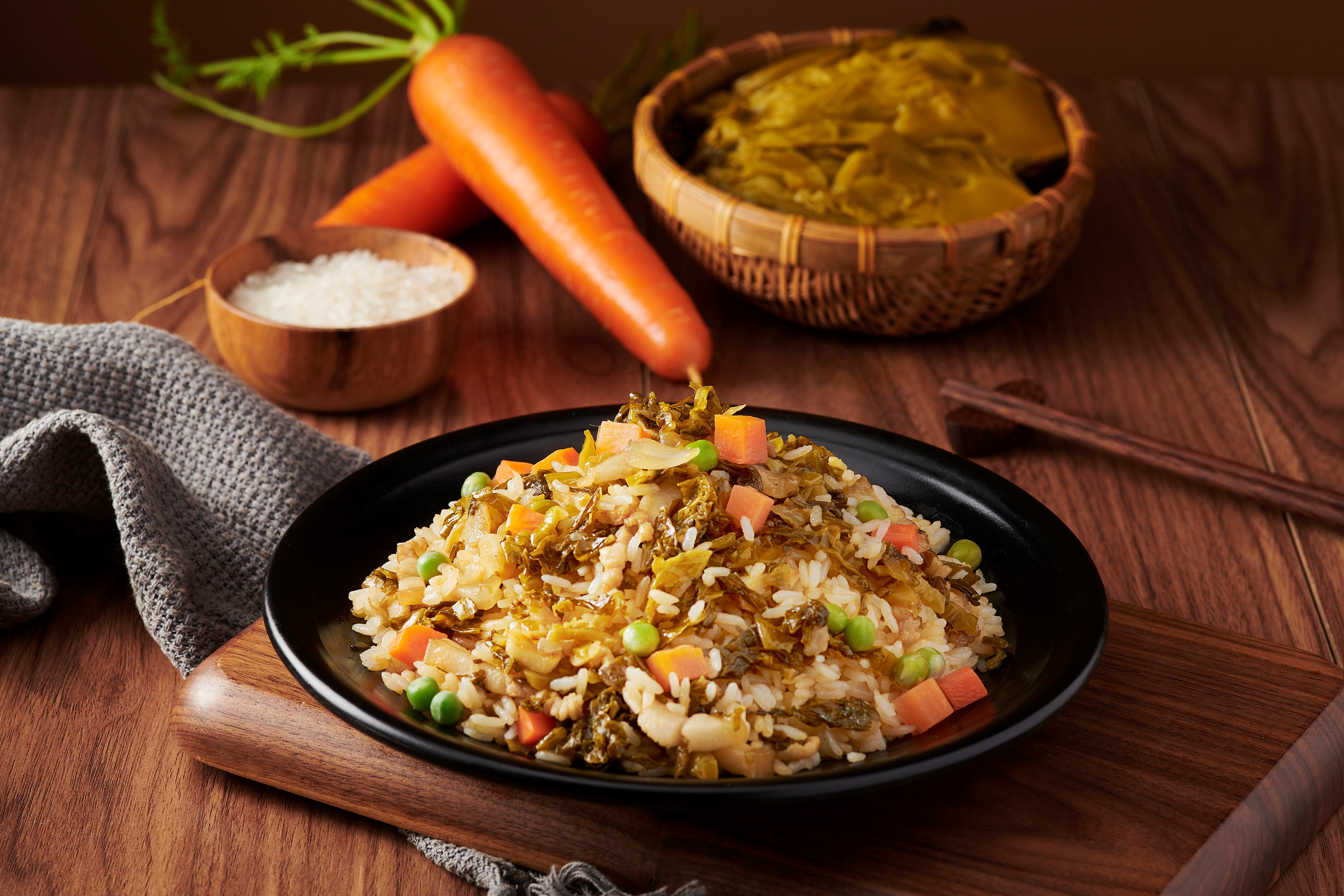 老壇酸菜肉絲炒飯